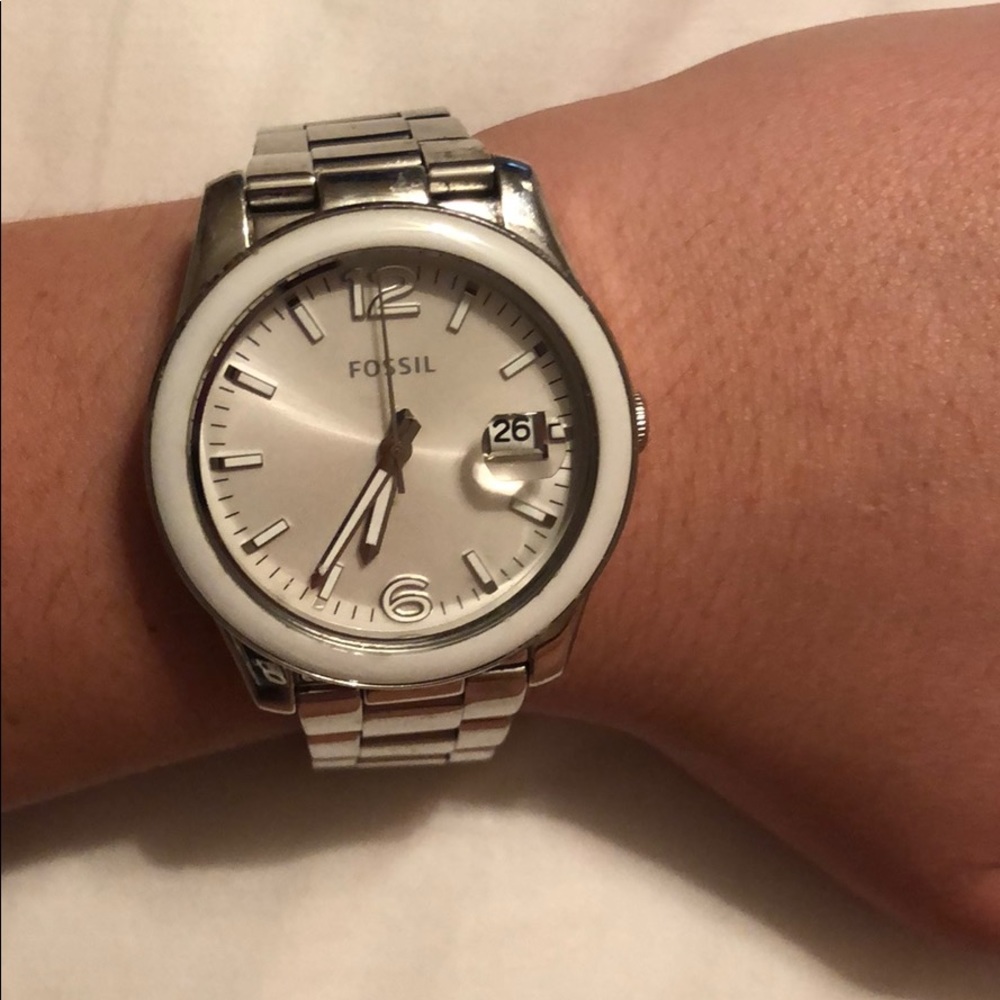 Authentic Silver Link Fossil Watch with white face